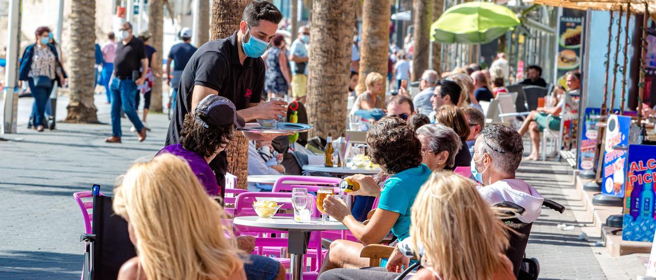 Ambiente de hostelería el pasado verano en Benidorm