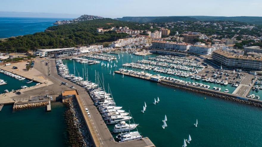 Gaudeix del mar amb els millors serveis del Club Nàutic l&#039;Escala