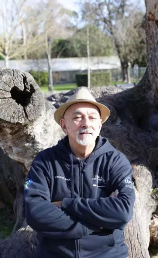 Pancho Amat, director musical de "Estrellas de Buena Vista y más": "La huella de Asturias permanece en Cuba; ¡por tener, hasta gaiteros hay allá!"