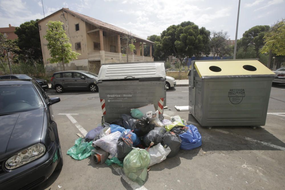 Basura en las calles de Alicante