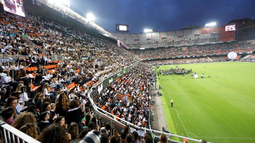 Prohibido fumar en Mestalla a partir de ahora