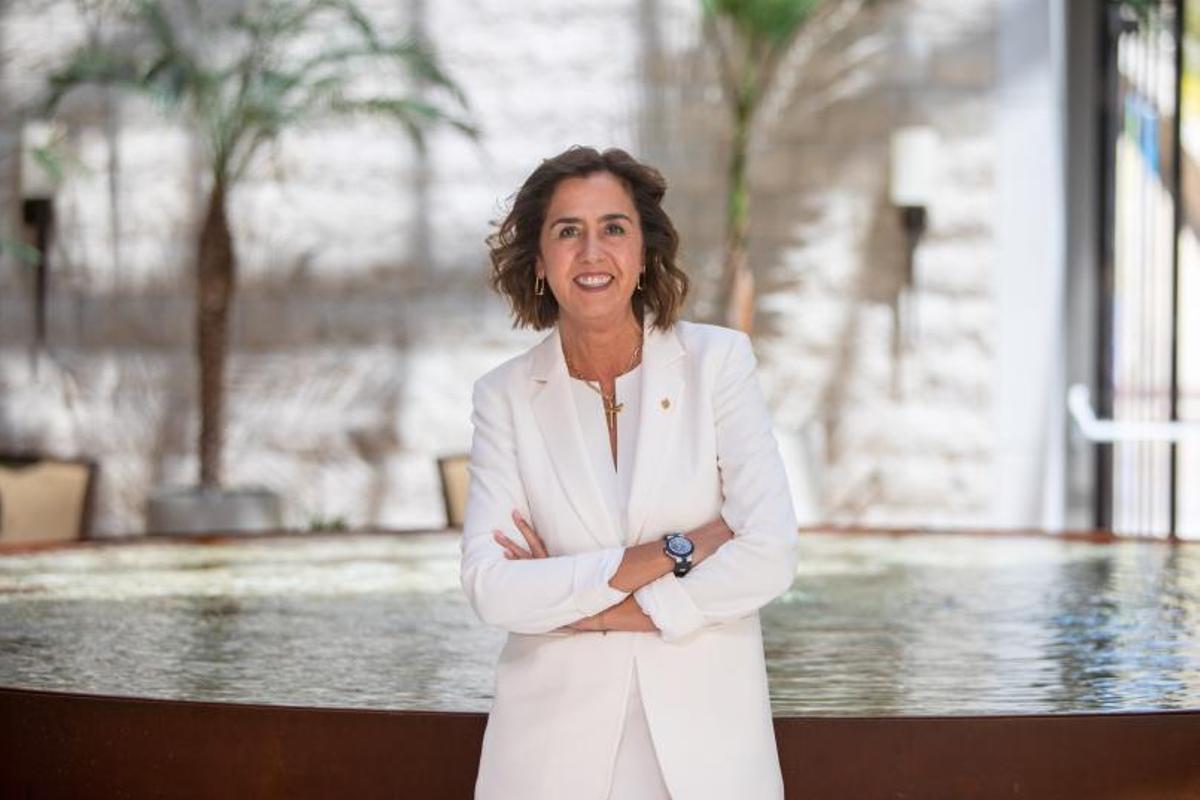 Cristina Sancenon, directora general del Jumeirah Port Soller. | PERE JOAN OLIVER