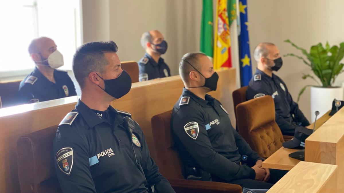 Agentes de policías presentados en Almendralejo