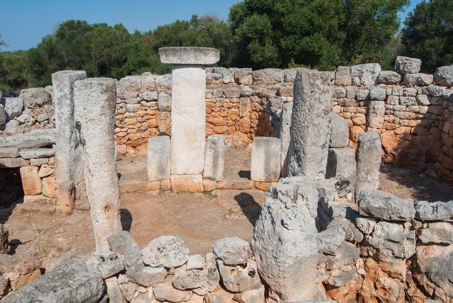 Parte de la impresionante ciudad talayótica de Torre d'en Galmés