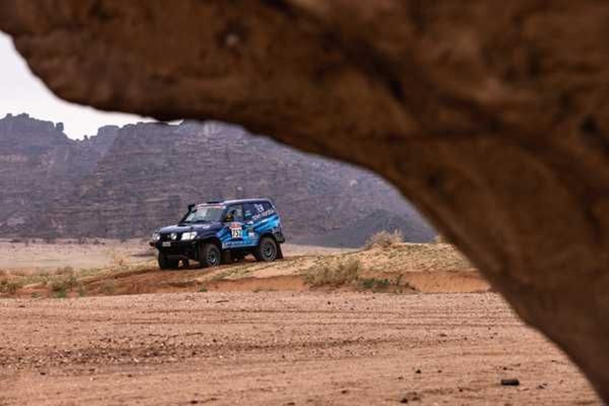 Rally Dakar. El vehículo de Dani Albero y la mallorquina Sonia Ledesma durante la tercera etapa