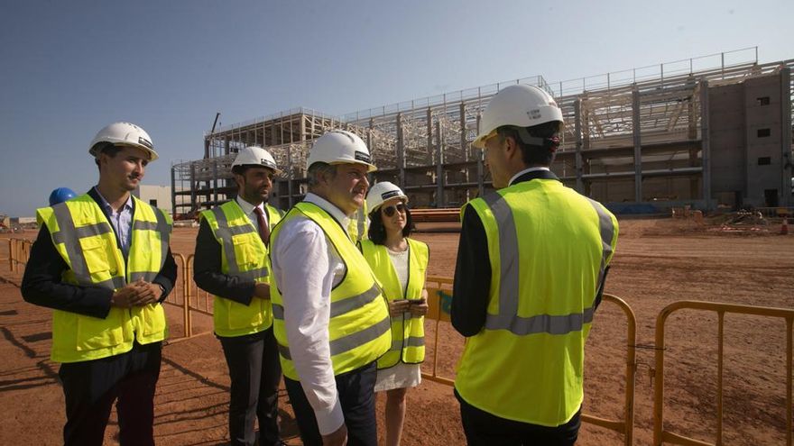Visita del Ministro de Industria Jordi Hereu a las instalaciones de PowerCo