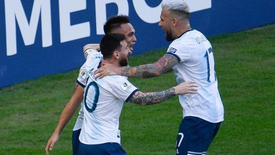 Argentina gana a Venezuela 2-0 y se enfrentará en semifinales a Brasil