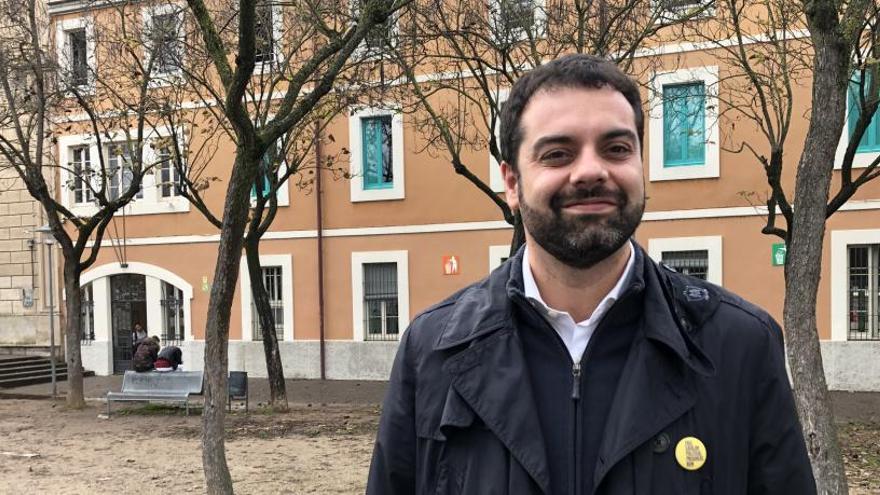 El candidat d&#039;ERC Girona, Quim Ayats, a l&#039;Institut Narcís Xifra.