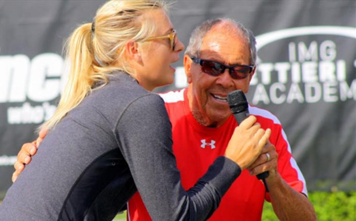 Bollettieri con su pupila Sharapova