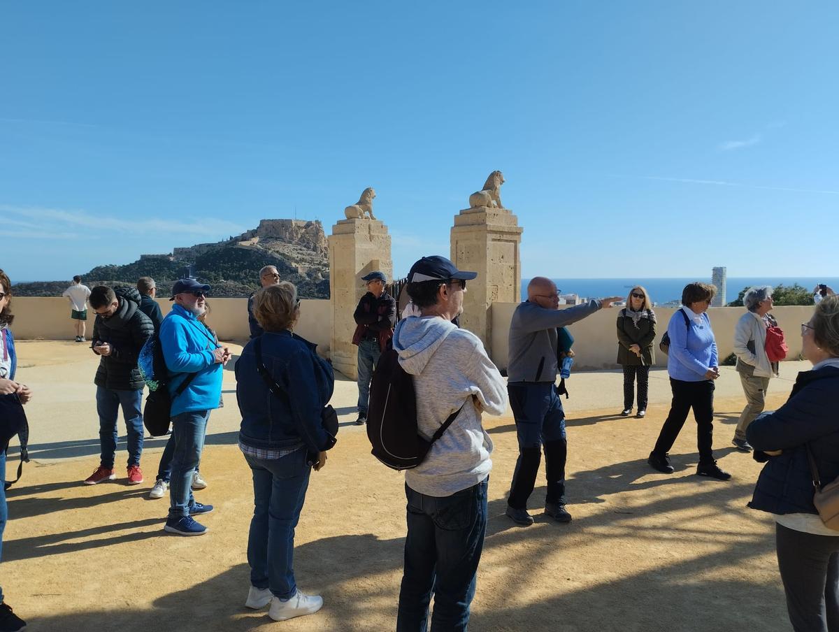 El Castillo de San Fernando constituye un emblema para Alicante