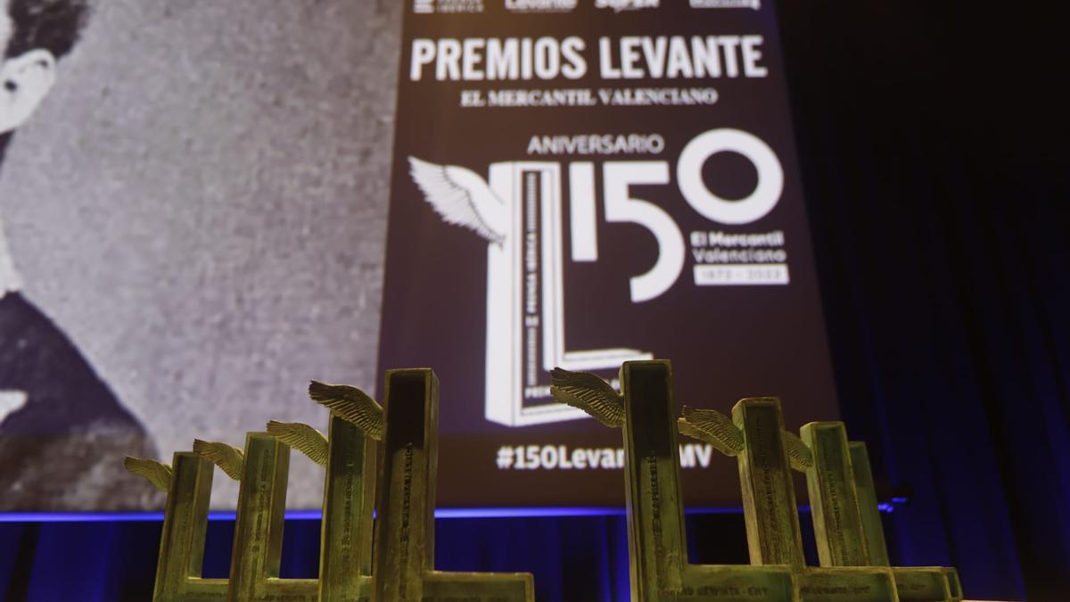 El Palacio de Congresos acoge la celebración de los 150 años de historia de Levante-EMV