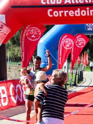 Álvaro Prieto vuelve a ganar y Julia Sampedro y Águeda Ramírez entran de la mano en la 21K Costa da Soavela