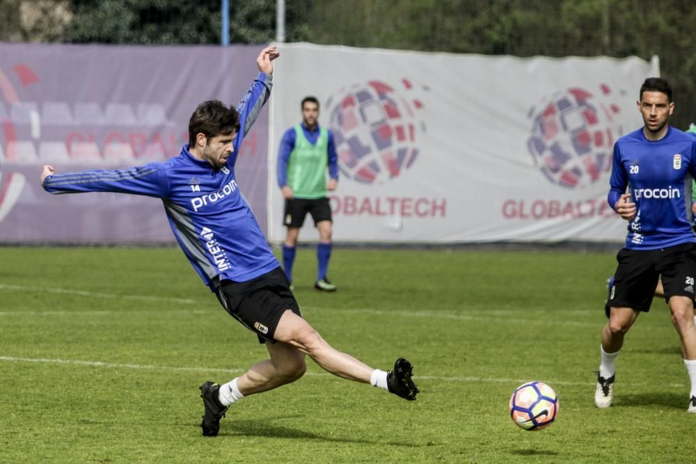 Entrenamiento del Real Oviedo en El Requexón