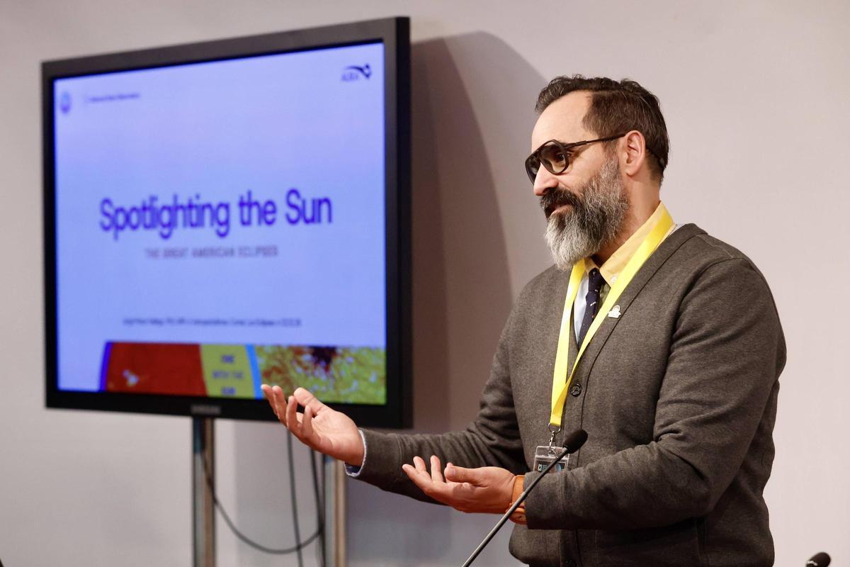 Jorge Pérez-Gallego, del Observatorio Nacional Solar de los Estados Unidos