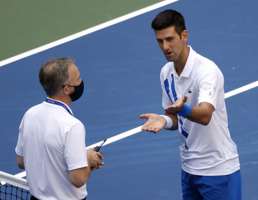 Las disculpas y la descalificación de Djokovic