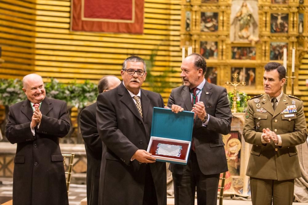 Celebración de las distinciones de la Orden de San Antón en Orihuela con motivo de San Antón