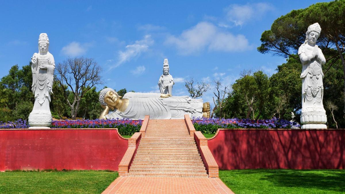 Sobrevolando el jardín oriental más grande de Europa