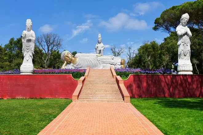 Sobrevolando el jardín oriental más grande de Europa