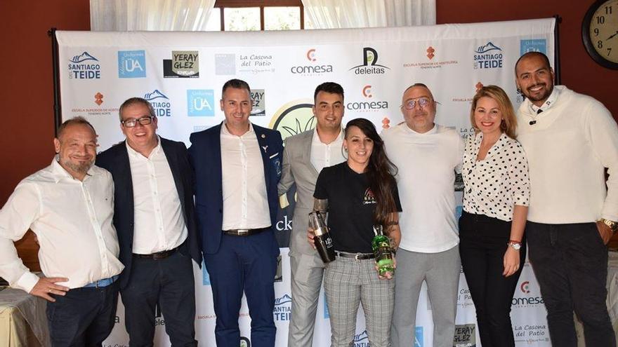 María Rodríguez Díaz, elegida la mejor bartender del concurso regional &quot;Pitagin Cocktail Edition&quot; celebrado en Santiago del Teide