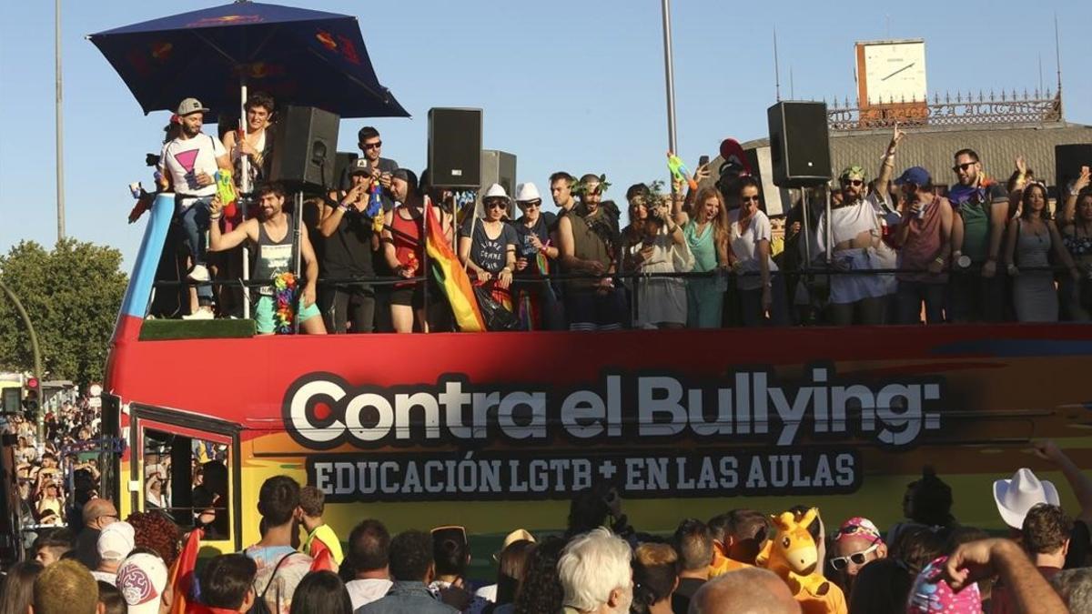 Una carroza en la manifestación del Orgullo Gay en Madrid, en el 2017.