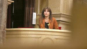 La expresidenta del Parlament Laura Borràs, este miércoles en la tribuna de invitados del hemiciclo