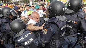 Amnistía Internacional denuncia un aumento de la represión contra las protestas pacíficas en Europa