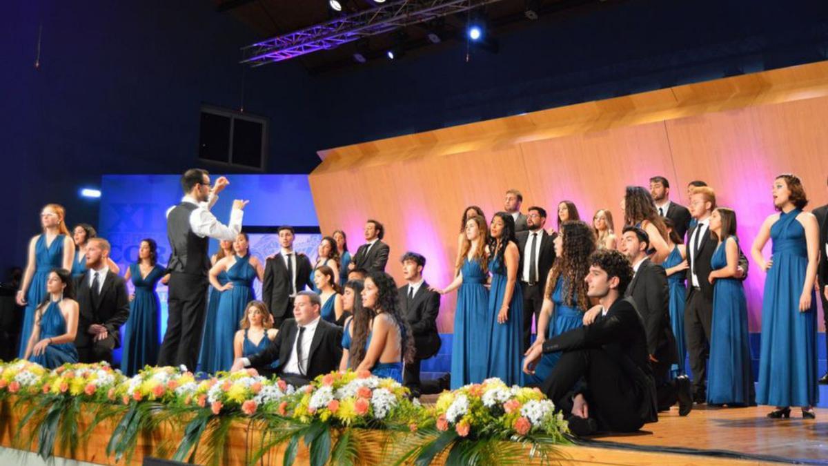 Joven Coro de la Orquesta Ciudad de Granada.