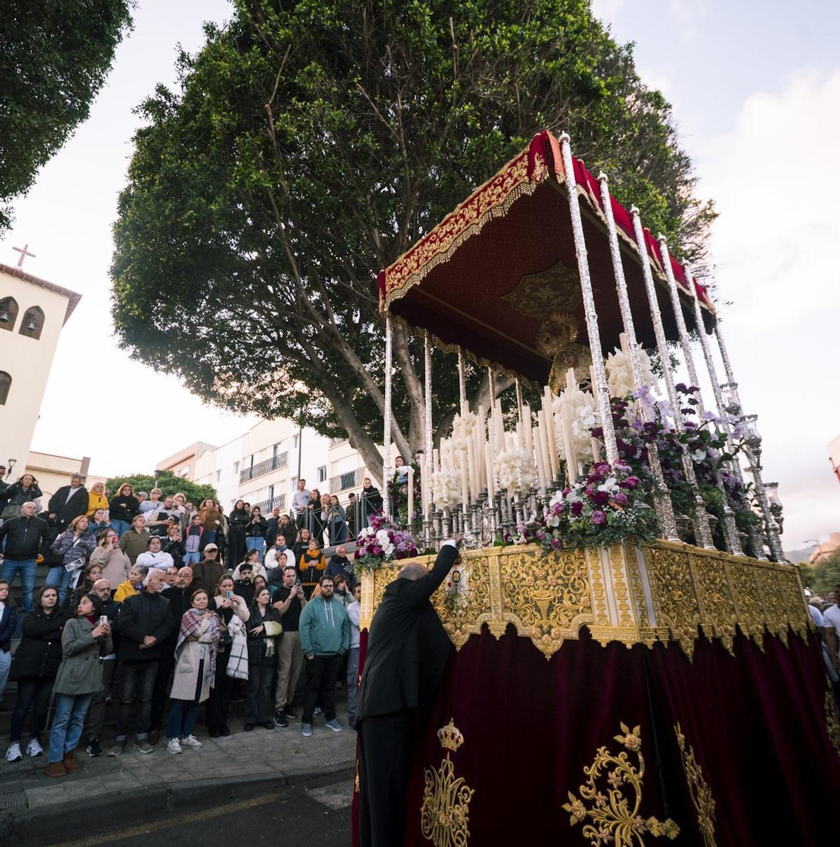 La procesión del Encuentro, en La Cuesta, es una de las más populares. | ED
