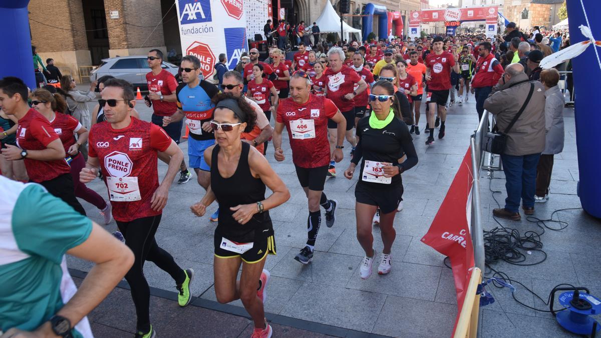 Línea de meta de la carrera Ponle Freno en la Plaza del Pilar