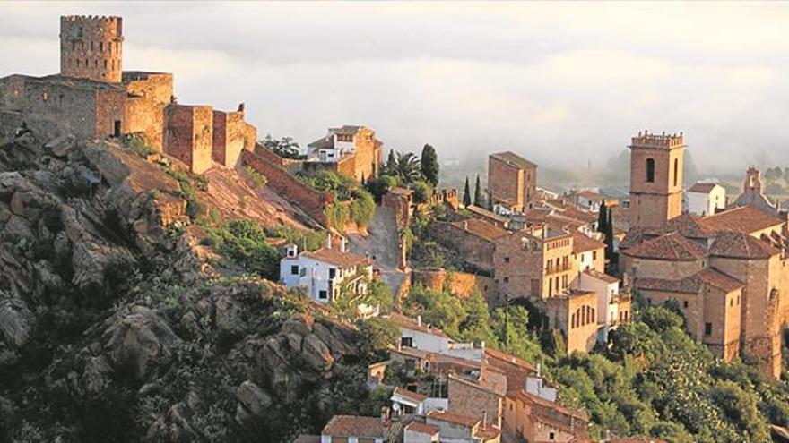 Vilafamés muestra su belleza natural y riqueza patrimonial