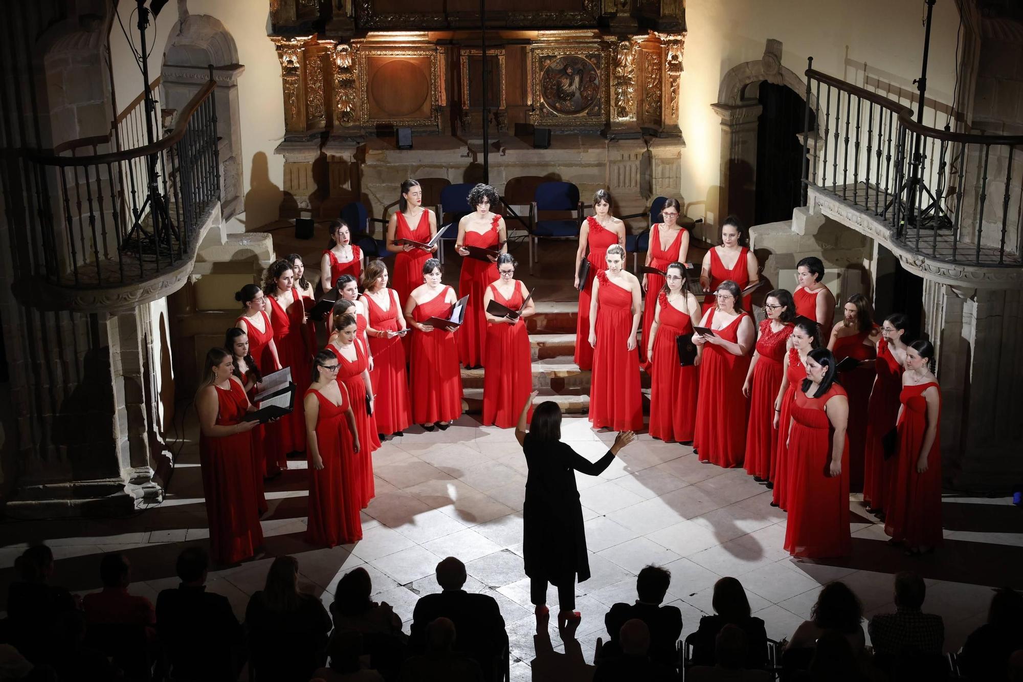 EN IMÁGENES: así fue el concierto del León de Oro