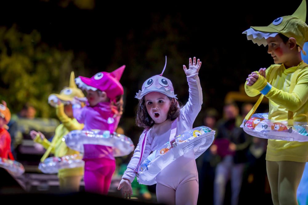 Las mejores imágenes del concurso de playbacks de las peñas de Benidorm