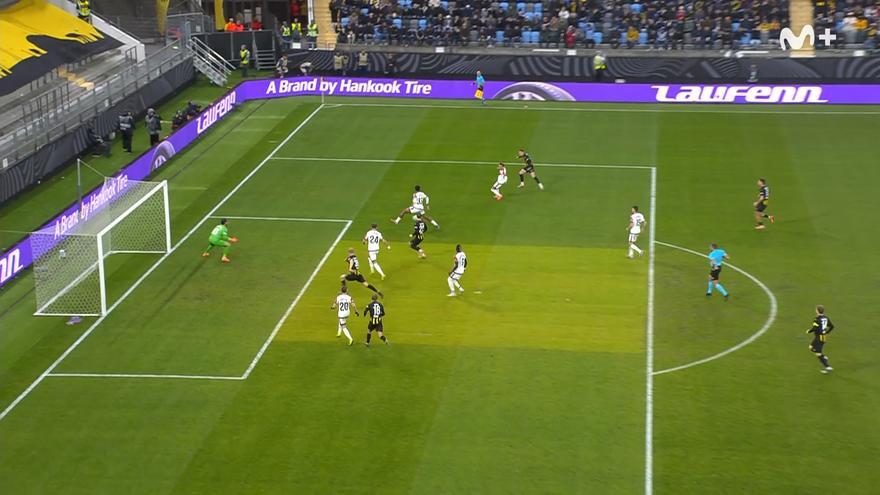 Ratiu salva al Rayo en el minuto 102