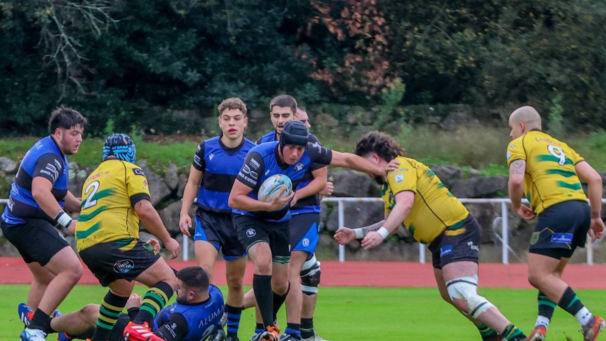 Los vilagarcianos optan a su sexta victoria consecutiva.