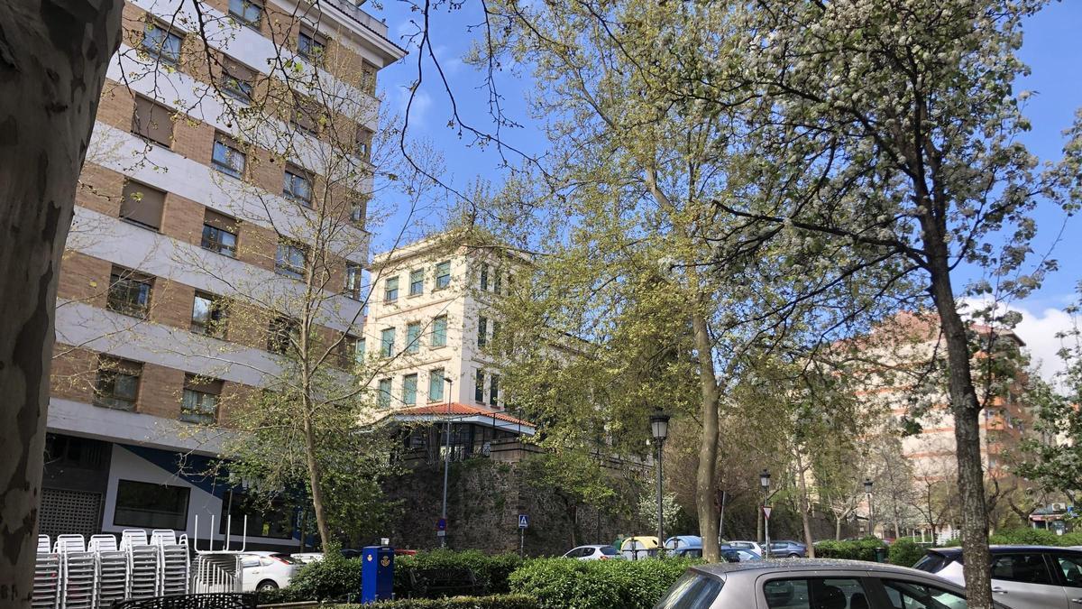 Avenida que sufrirá cortes de tráfico este viernes en Cáceres.