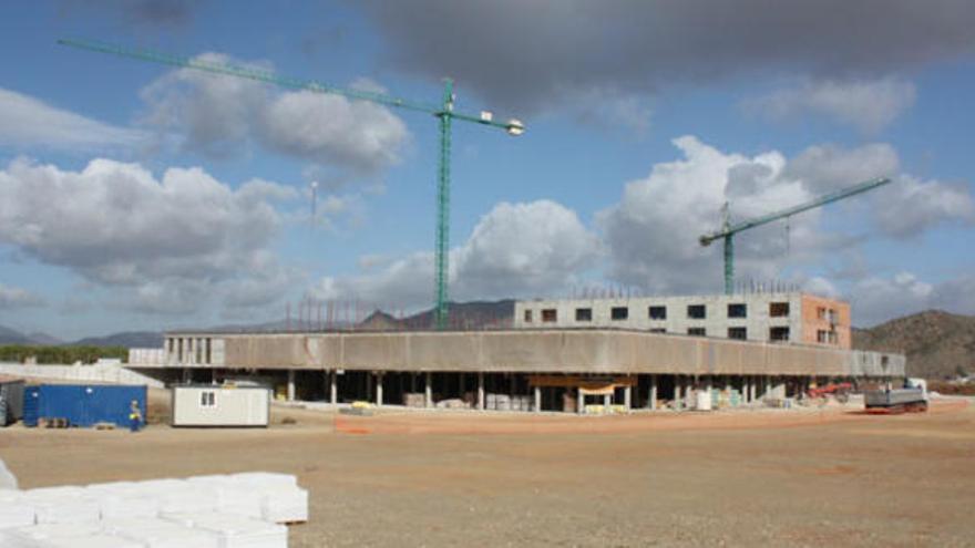La construcción del Hospital del Valle del Guadalhorce seguirá cuando se sepa quién pagará la luz.