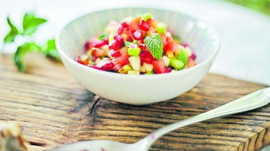 Auf die richtige Mischung muss man achten: viel Tomate, wenig Paprika und Zwiebel - und dazu ein knuspriges Brot.