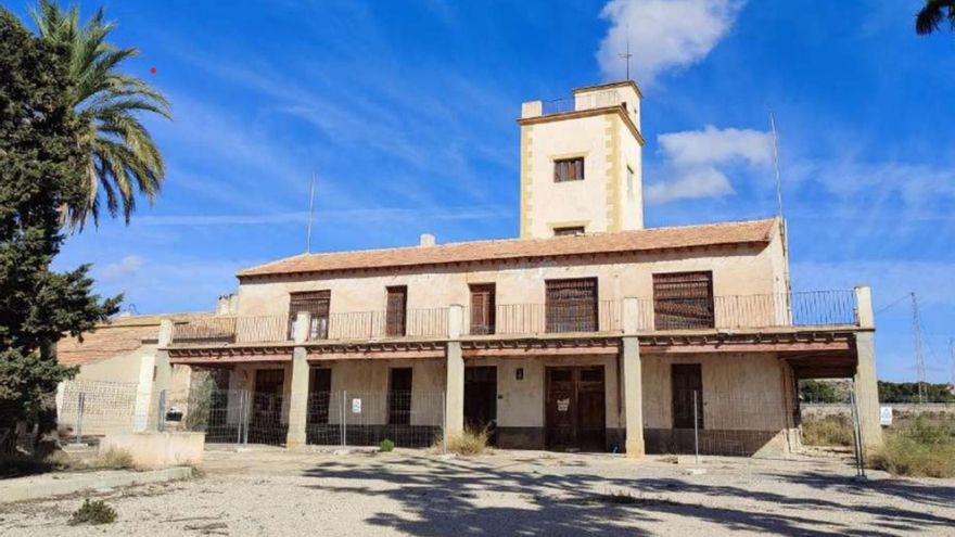 La rehabilitación de la Casa de la Mina se centrará en las cubiertas y fachadas