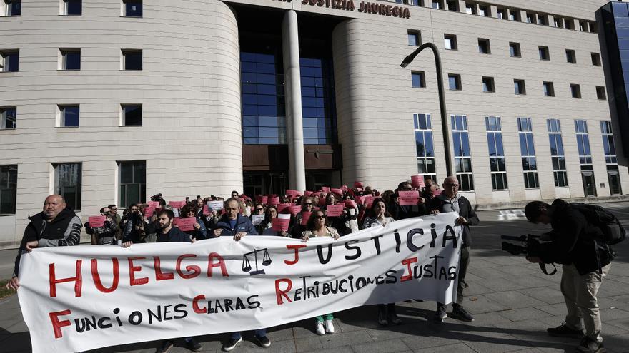 Miles de funcionarios de Justicia inician hoy una nueva huelga indefinida.