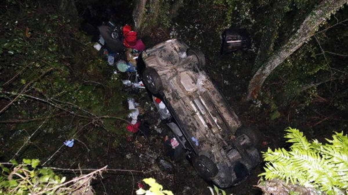 El vehicle estimbat a Susqueda on van morir tres persones.