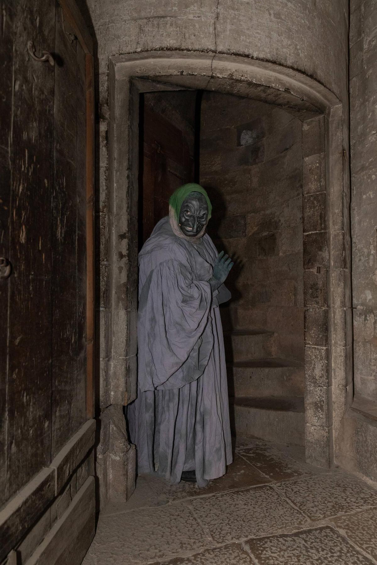 Les imatges de les campanades a la plaça de la Catedral