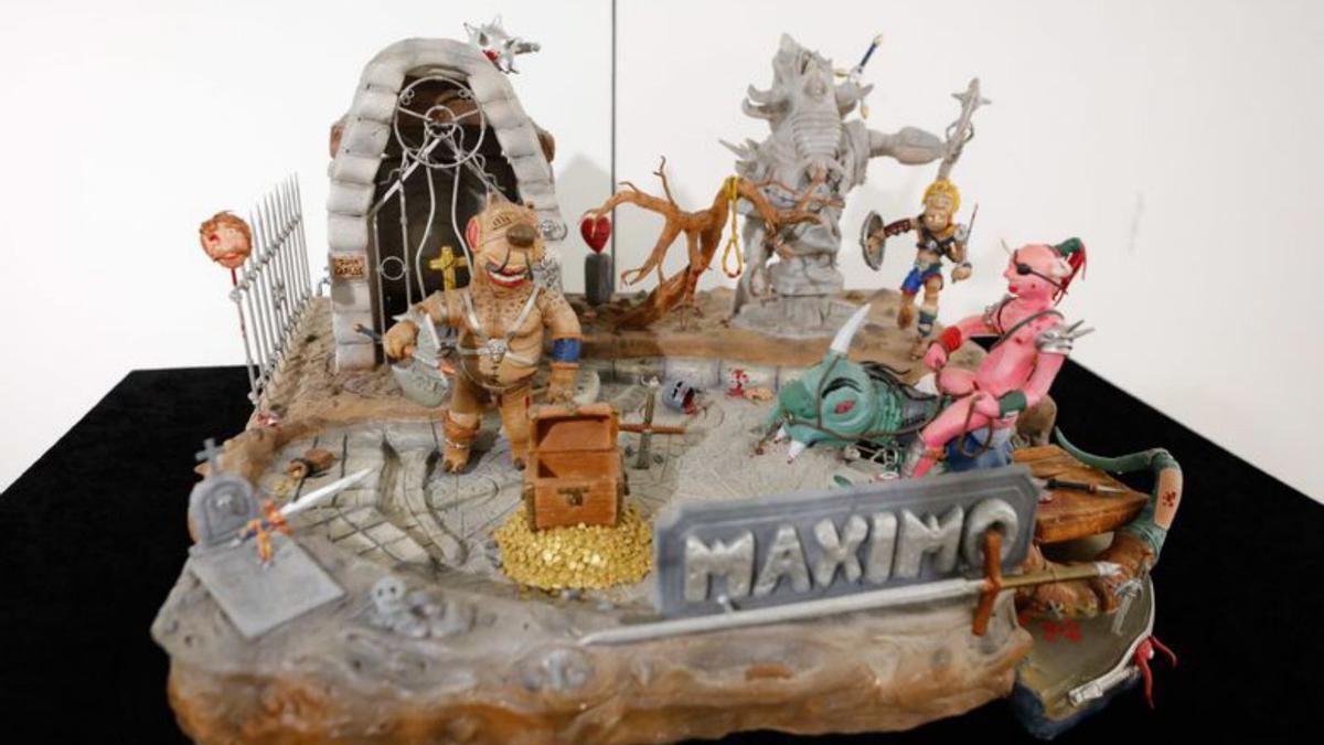 La obra con la que Juan Carlos Tur se inició como escultor, una maqueta que versiona el videojuego &#039;Maximo&#039;.