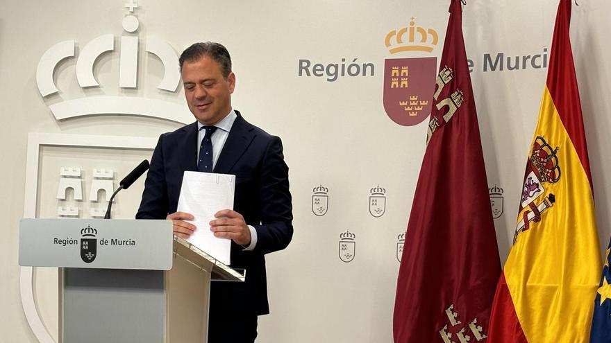 El portavoz del Gobierno regional, Marcos Ortuño, este miércoles en el Palacio de San Esteban.