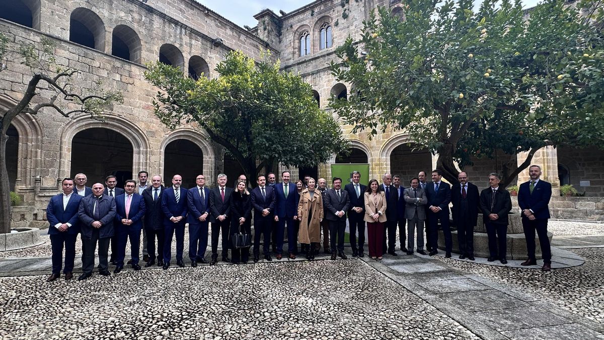 Consejo de Administración de CEX Capital con María Guardiola.