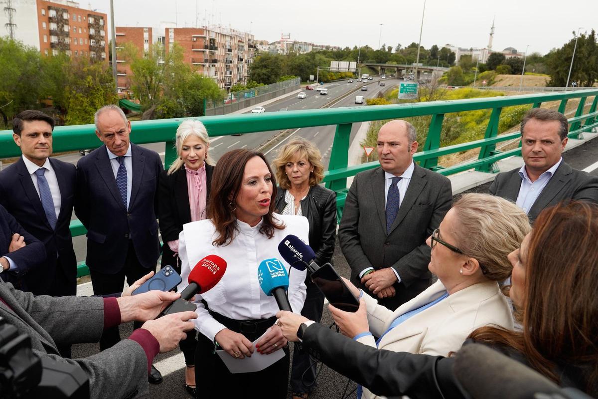 La consejera de Fomento, Articulación del Territorio y Vivienda, Rocío Díaz, inaugura junto a la consejera de Cultura y Deporte, Patricia del Pozo, el carril BUS-VAO del Aljarafe. A 19 de marzo de 2026,en Sevilla (Andalucía , España). La Junta de Andalucí