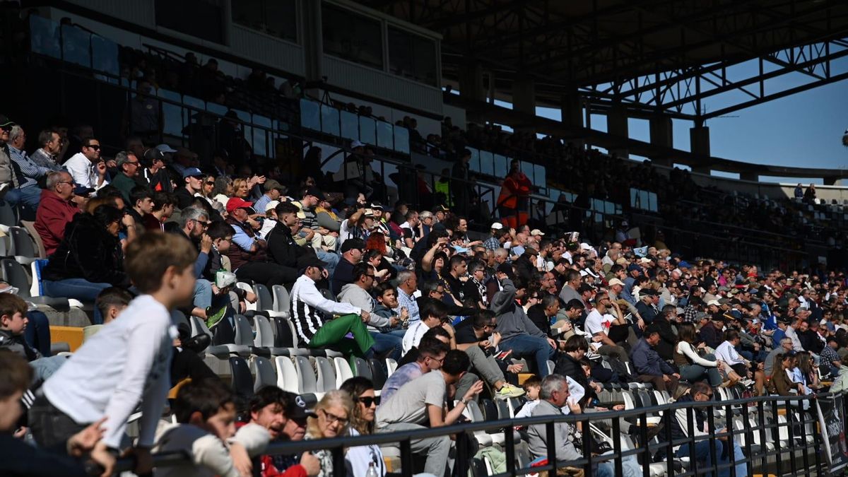 La afición del Badajoz, durante un encuentro del equipo esta temporada.