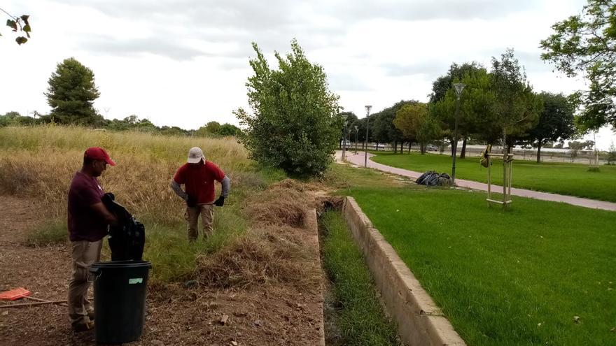 Alaquàs contrata personal de limpieza y mantenimiento para las acequias y la huerta