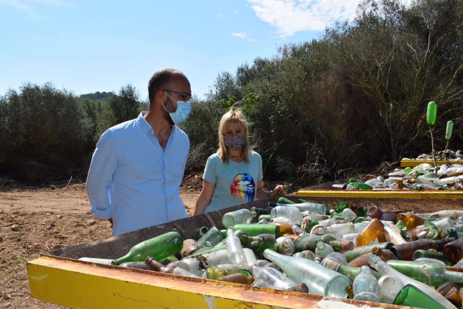 El ayuntamiento de Felanitx recoge veinte toneladas de basura en el vertedero ilegal