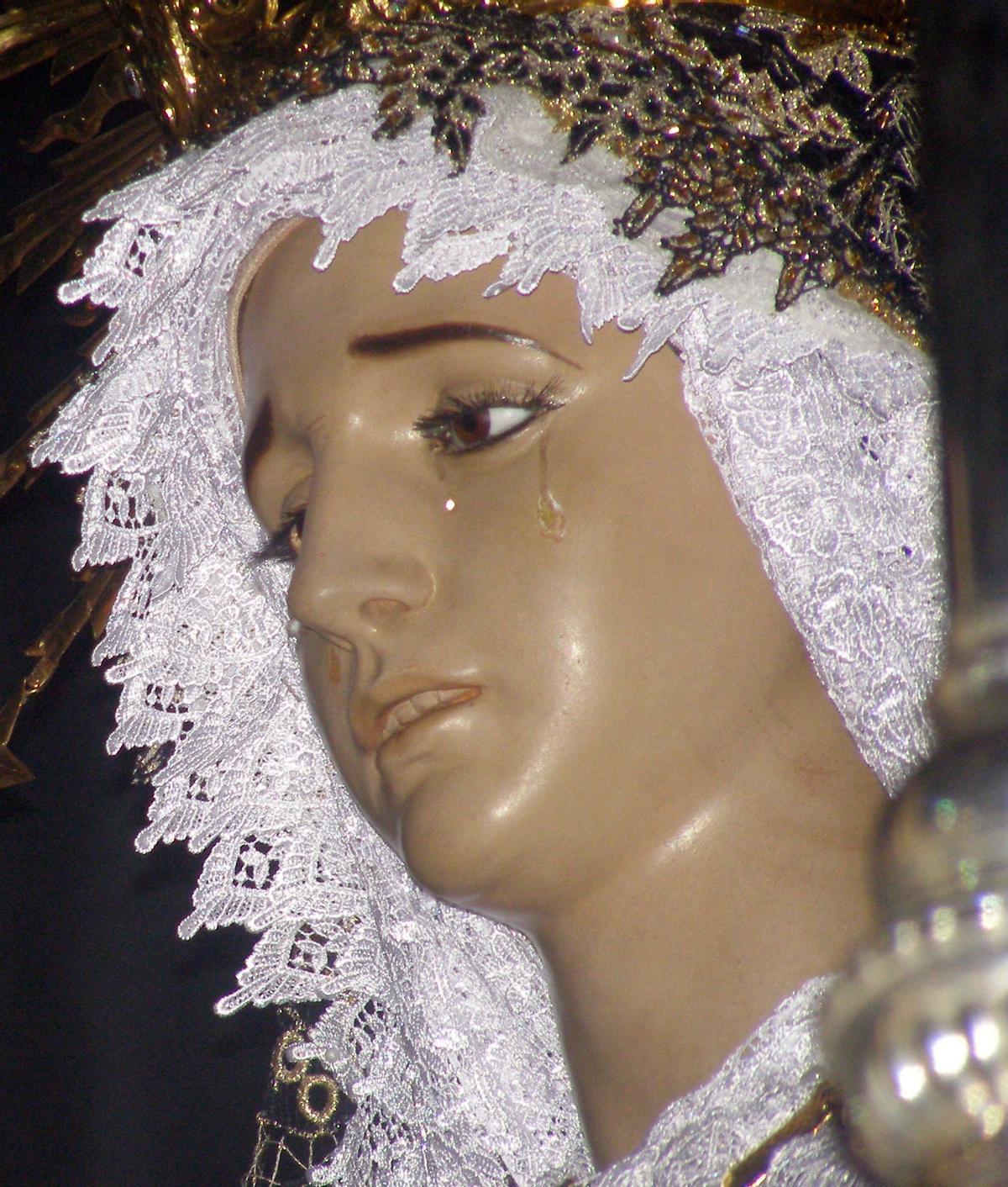 Primer plano de la Virgen de los Dolores.JPG