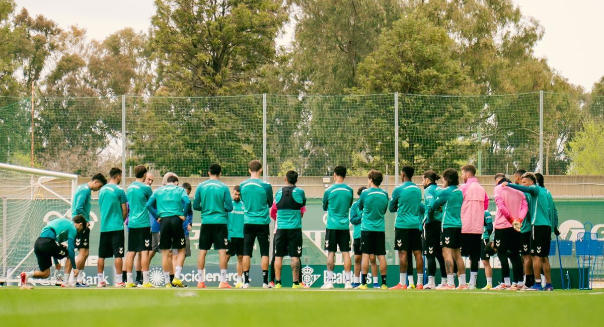 Entrenamiento del Betis este miércoles en la CD Luis del Sol
